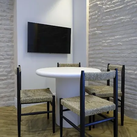 New&cozy Apt Para 4pax En La Mejor Zona De Siviglia